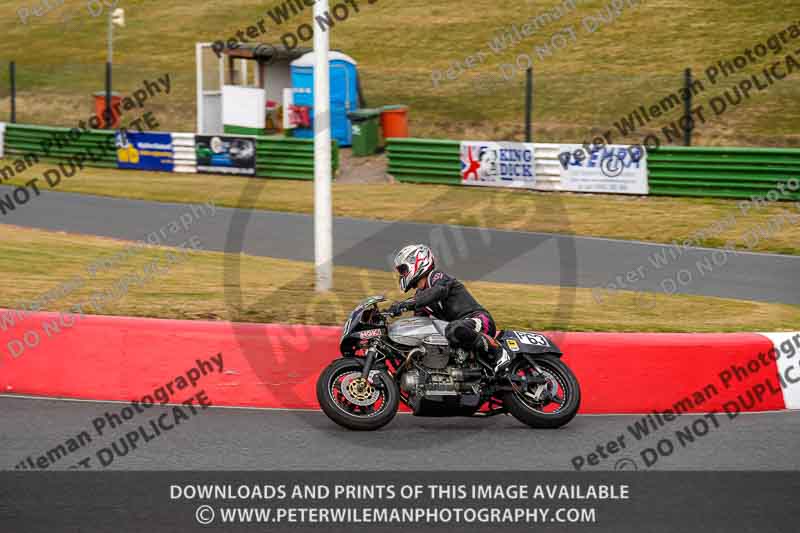 Vintage motorcycle club;eventdigitalimages;mallory park;mallory park trackday photographs;no limits trackdays;peter wileman photography;trackday digital images;trackday photos;vmcc festival 1000 bikes photographs